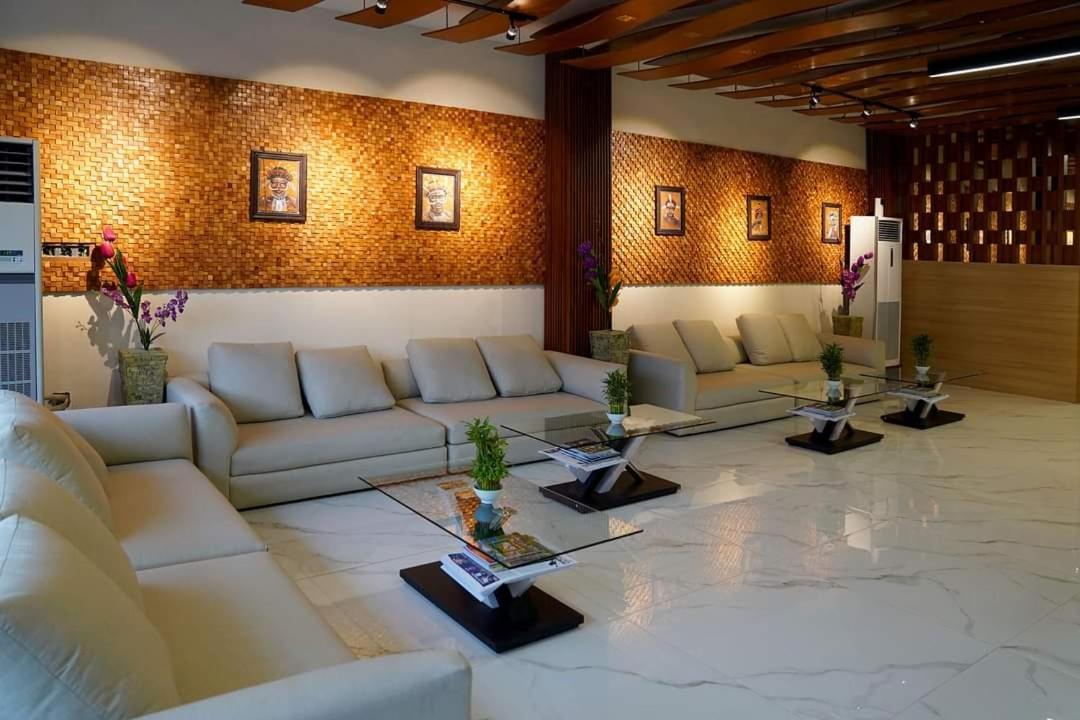 Elohim Hotel Sentani Jayapura Exterior foto