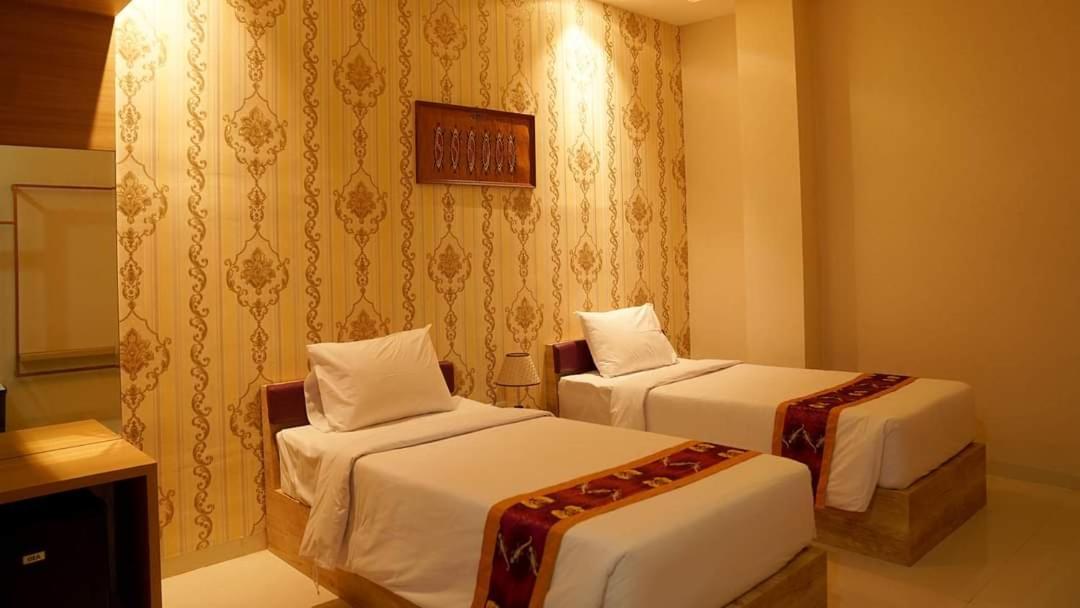 Elohim Hotel Sentani Jayapura Exterior foto